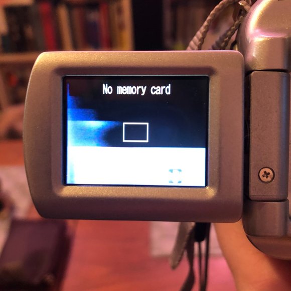 Canon Power Shot S1 iS Digital Camera 3.2 Mega Pixel Parts Only Silver 10X Zoom - Picture 6 of 8